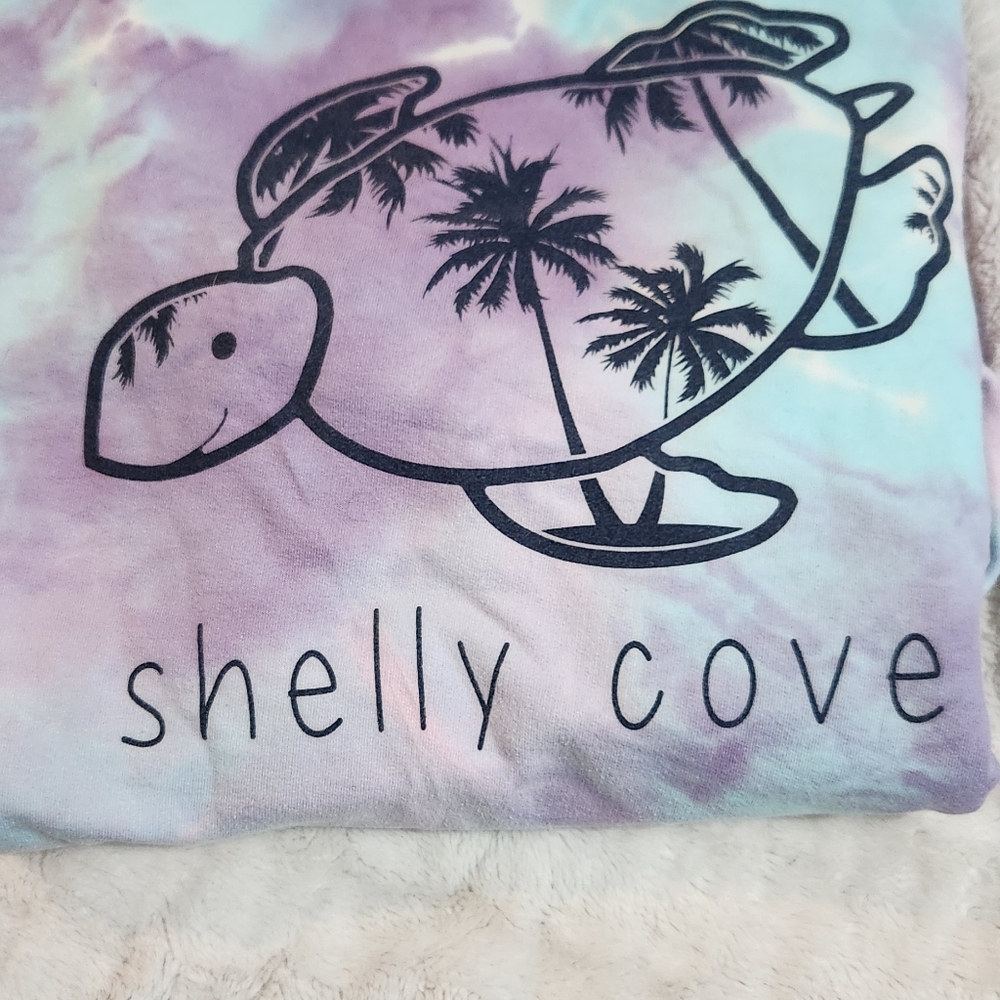 Shelly Cove hooded sweatshirt with front pocket size medium